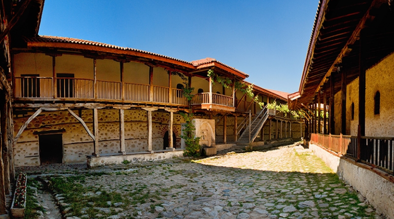 Рилски манастир, Рупите и Мелник